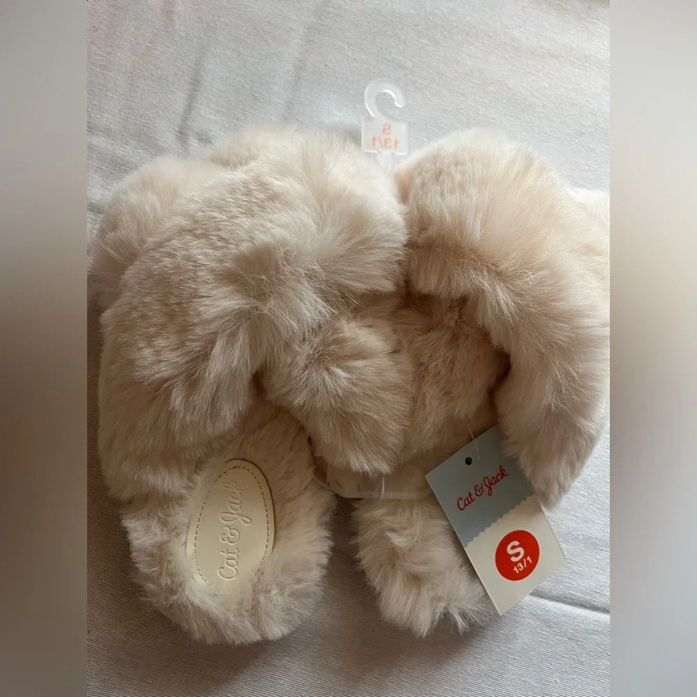 Cat & Jack Girls Faux Fur Fuzzy Soft Slide Cross Over Slippers S 13/1